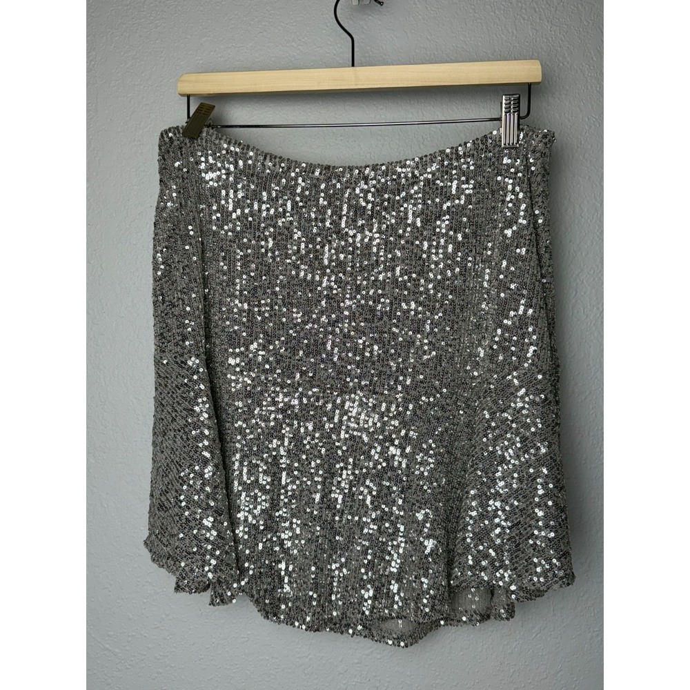 NWOT $108 Free People Sparkling Sequin Silver Mini Skirt‎ Elastic Waist  Large